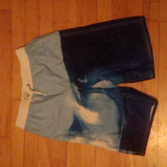Used Boys swim shorts, wave patterned, XL (14-16), Old Navy - Picture 3 of 4